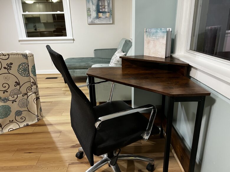 Desk in Entry